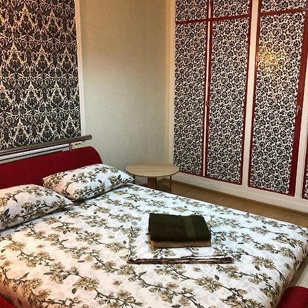 Kyiv Apartment In Pechersk On Oleksandra Kopylenko מראה חיצוני תמונה